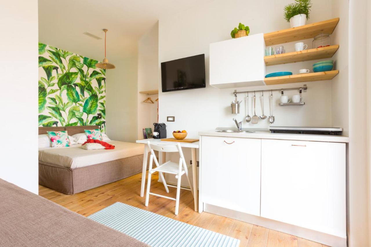 Duomo Views, Light, Jungle-Inspired Studio With Terrace Milán Exterior foto